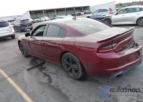 2017 Dodge Charger Sxt Rwd z USA, uszkodzony, nr VIN 2C3CDXHG4HH667077